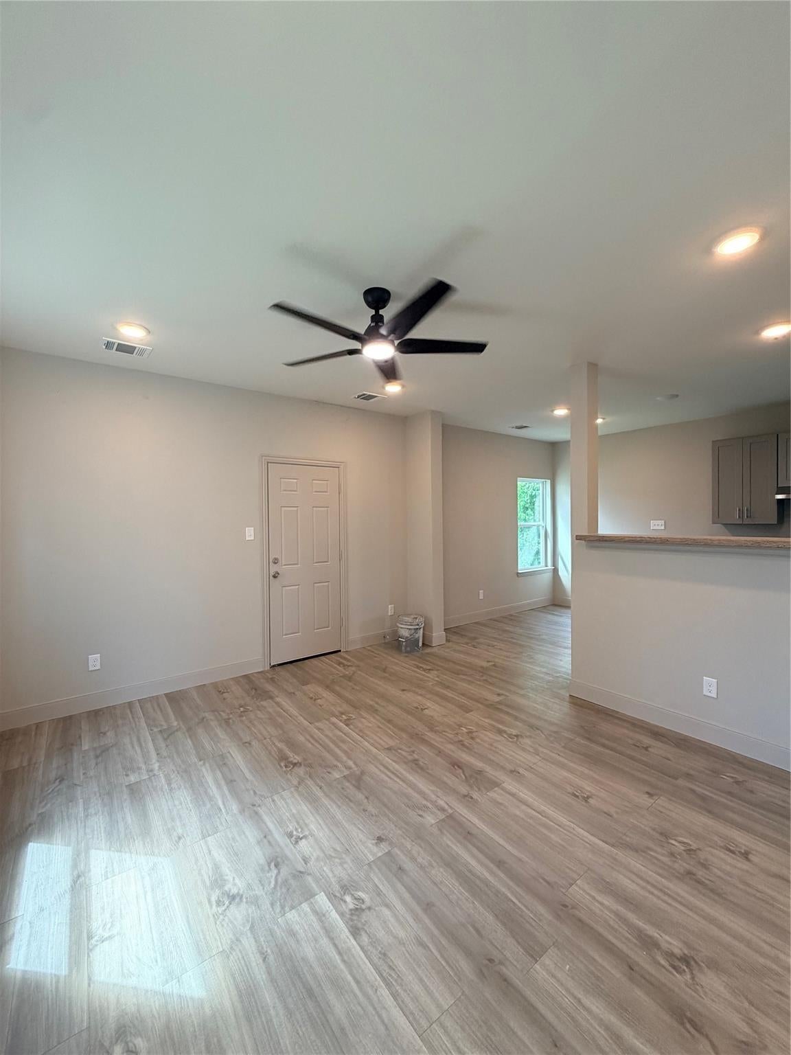 130 Flamingo Bight S