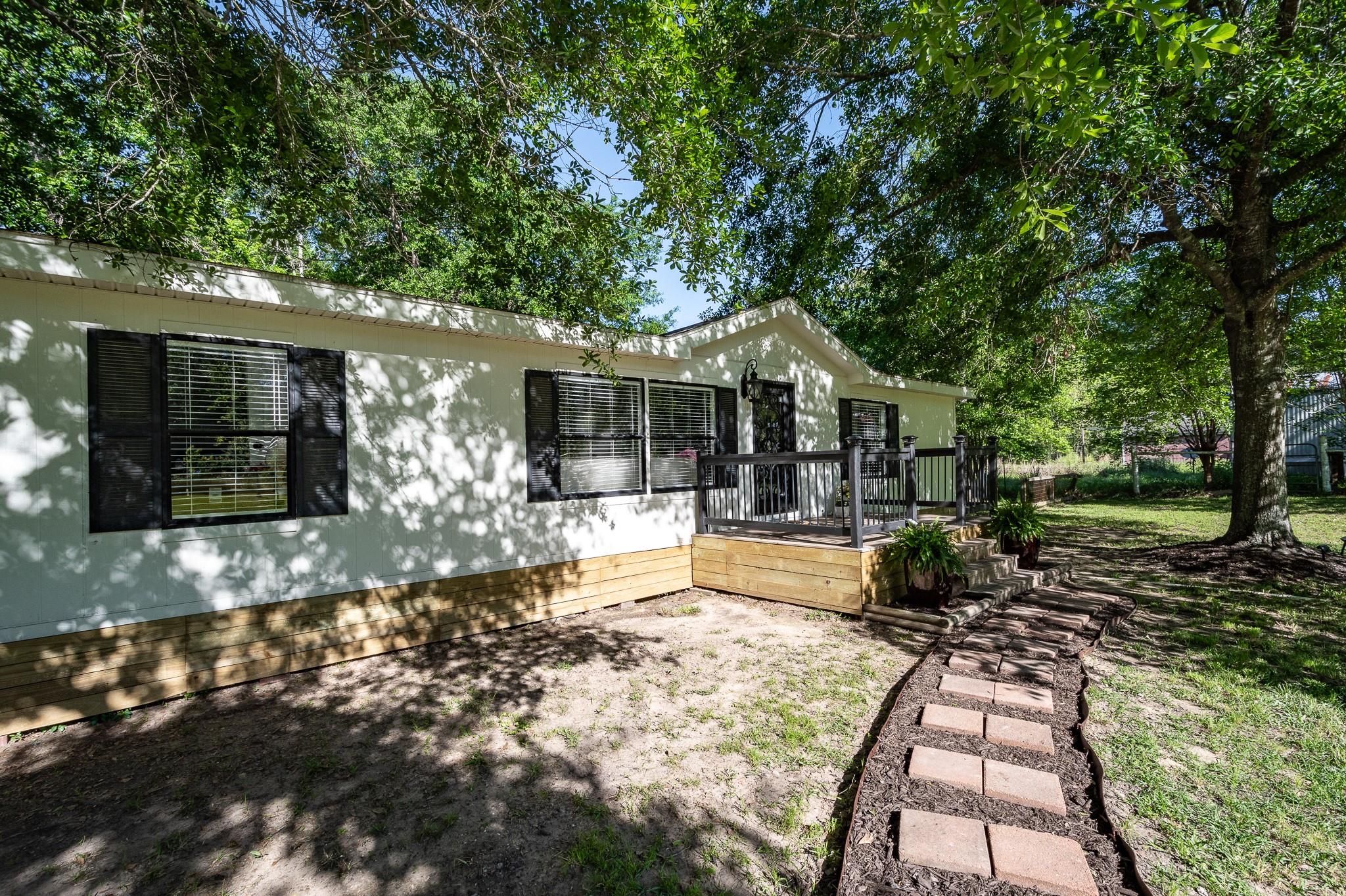 24274 Enloe Rd Drive