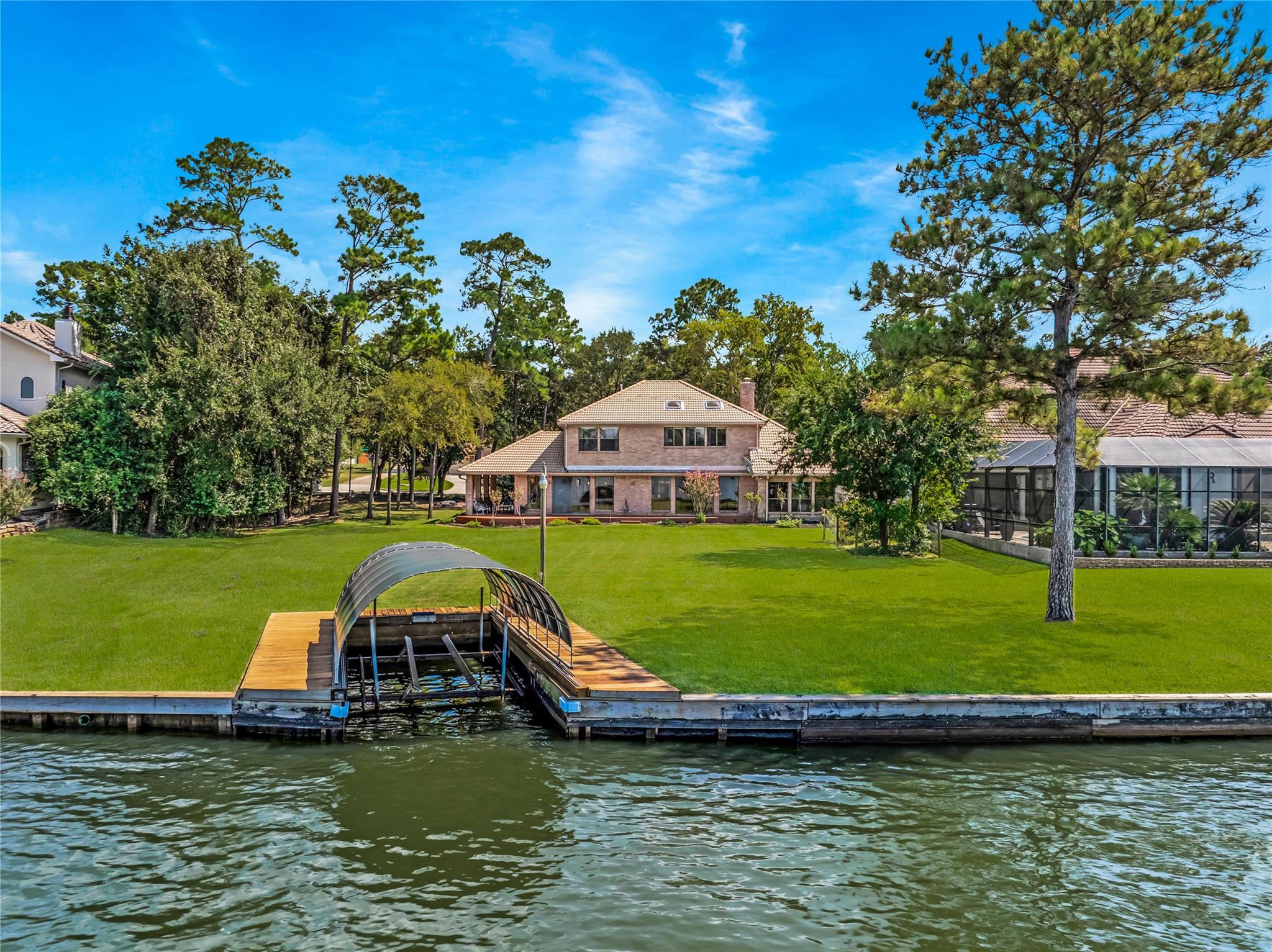 142 Lakeside Drive
