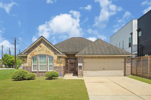 Photo of 7905 Livingston Street, Houston, TX 77051 (MLS # 5852229)