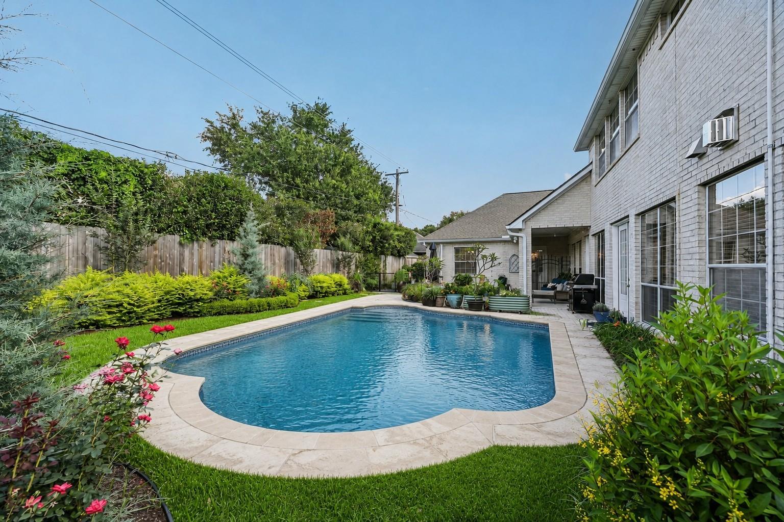 2926 Quincannon Ln, Houston, TX, 77043, USA, 4 Bedrooms Bedrooms, ,5 BathroomsBathrooms,Residential,Active,2926 Quincannon Ln,93796219
