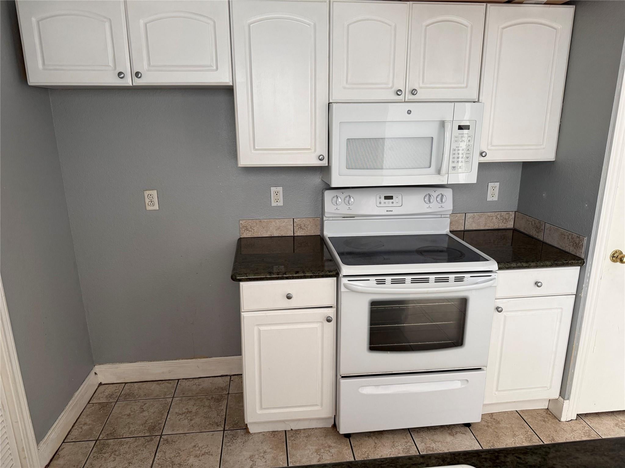 18101 Heritage Lane 8101