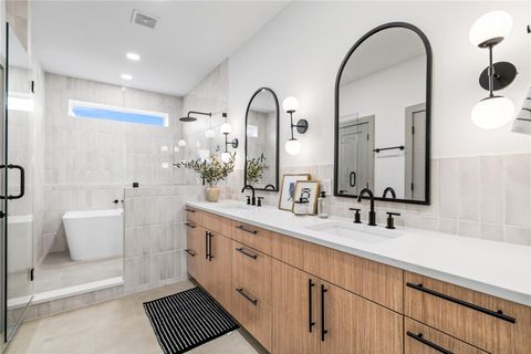 Tiny photo for 2948 Pitzlin Street, Houston, TX 77023 (MLS # 96635714)