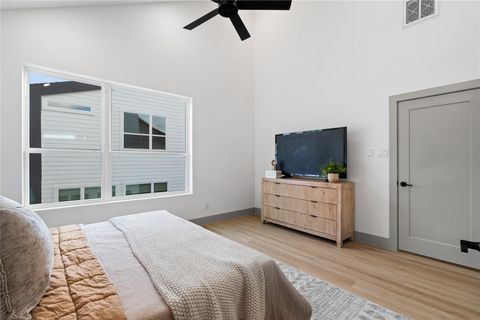 Tiny photo for 2948 Pitzlin Street, Houston, TX 77023 (MLS # 96635714)