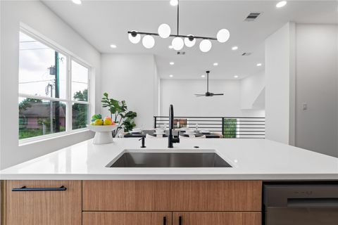 Tiny photo for 2948 Pitzlin Street, Houston, TX 77023 (MLS # 96635714)