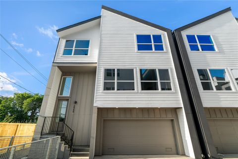 Tiny photo for 2948 Pitzlin Street, Houston, TX 77023 (MLS # 96635714)