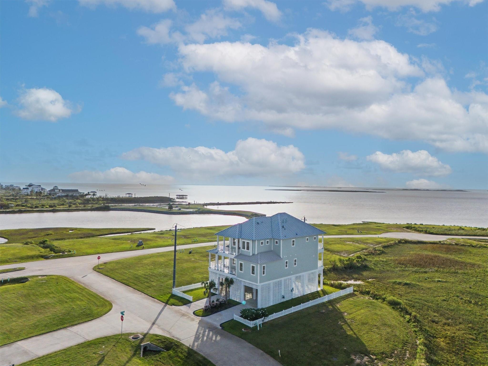1611 Brown Pelican Bend
