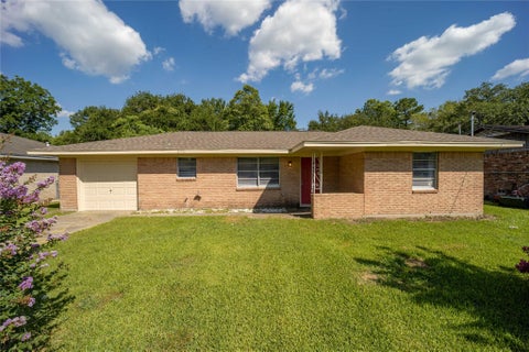 Photo of 5771 Mel Sha Lane, Beaumont, TX 77705 (MLS # 96574903)