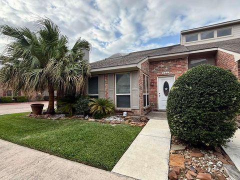 Photo of 9353 Westwood Village #42, Houston, TX 77036 (MLS # 13103469)