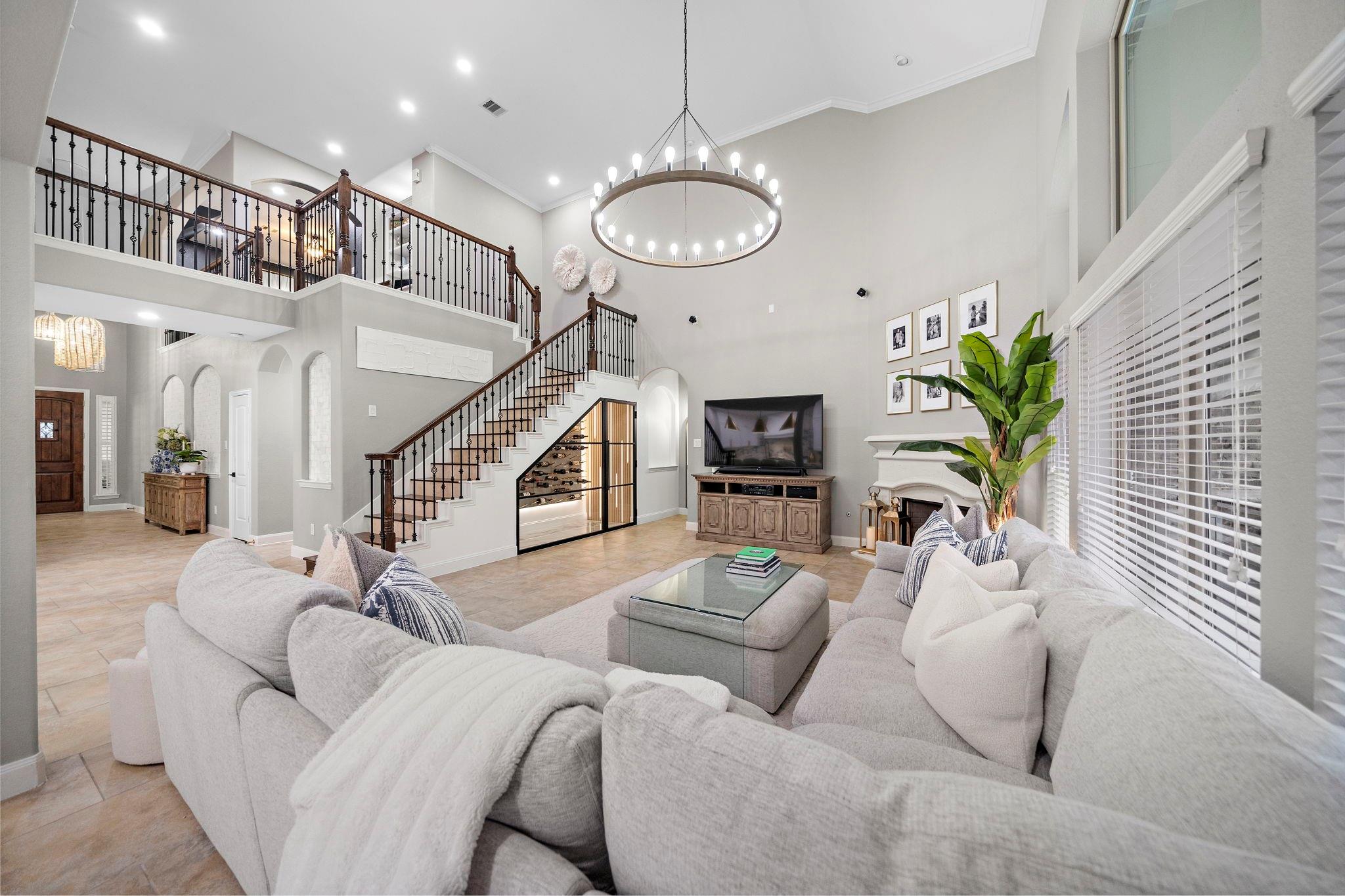 5114 Red Burr Oak Trail