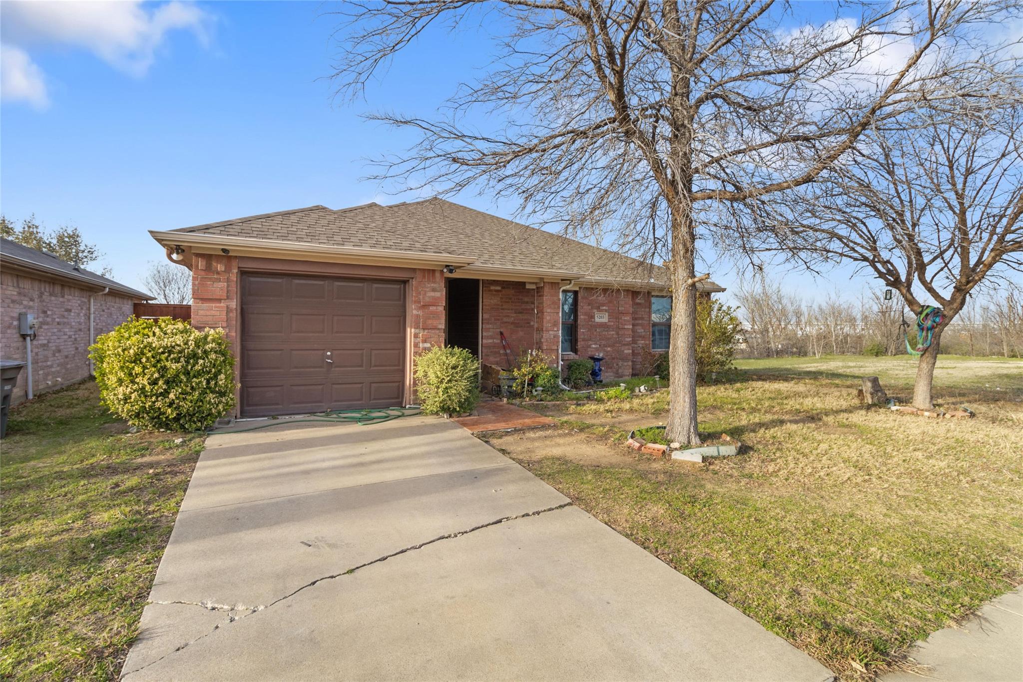 5203 Eagle Heights Drive