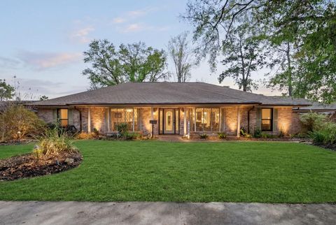 Photo of 1043 Martin Street, Houston, TX 77018 (MLS # 4899003)