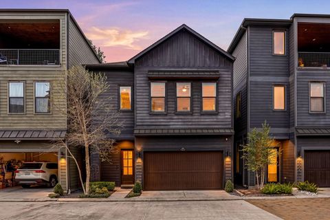 Photo of 11008 Avenu Malkenu Avenue, Houston, TX 77043 (MLS # 28886445)