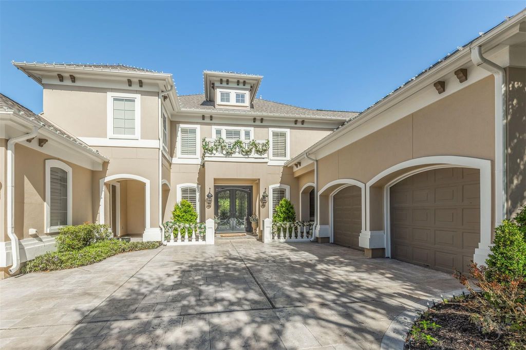 Photo of 11606 Gallant Ridge Lane, Houston, TX 77082 (MLS # 10054830)