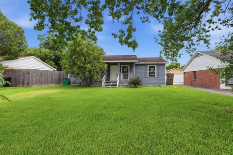 Photo of 3517 Sparrow Street, Houston, TX 77051 (MLS # 12340221)