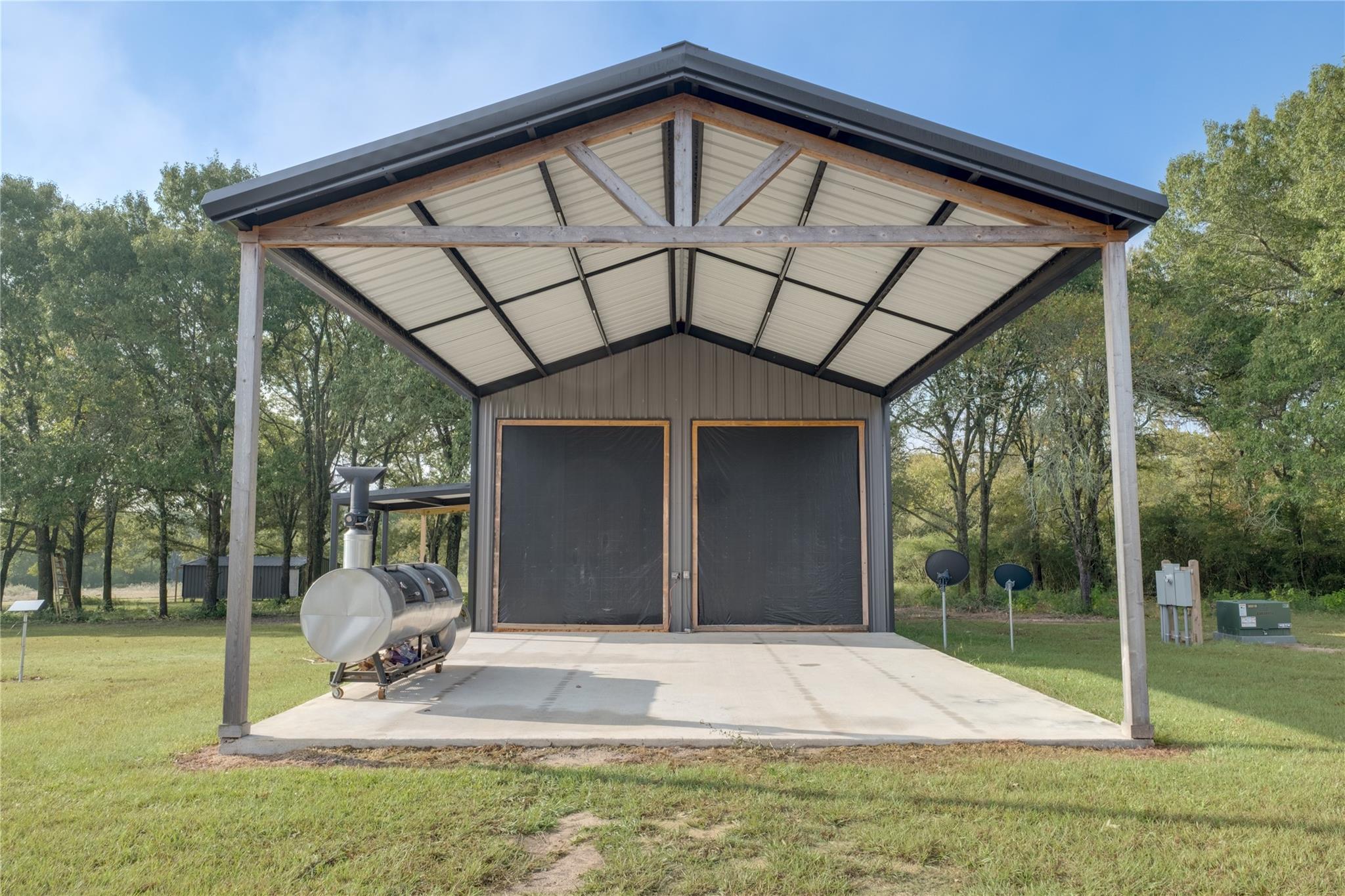 760 Private Road 2422