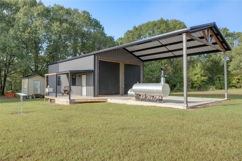 760 Private Road 2422 Oakwood TX 75855