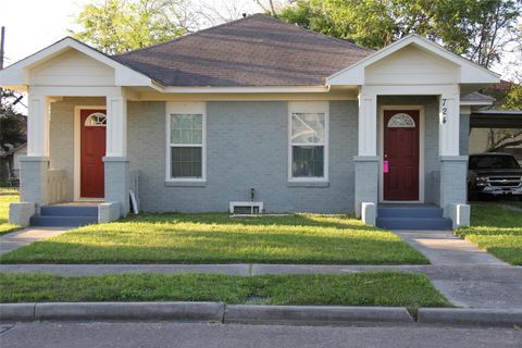 Photo of 724 Bowie Street, Baytown, TX 77520 (MLS # 50514216)