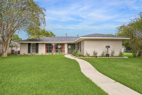 Photo of 2703 Newman ST, Liberty, TX 77575 (MLS # 66969178)