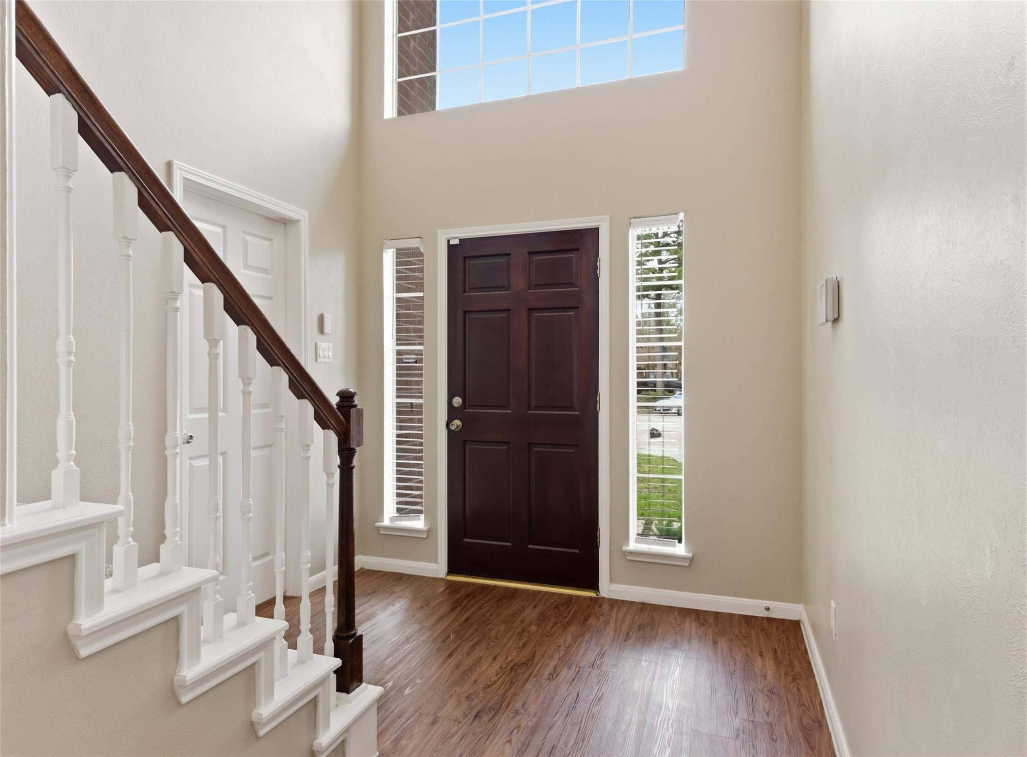 3327 Shady Glen Lane