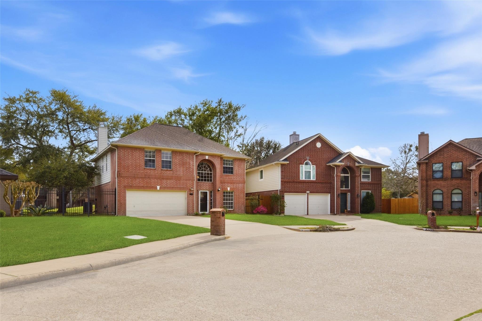 3327 Shady Glen Lane