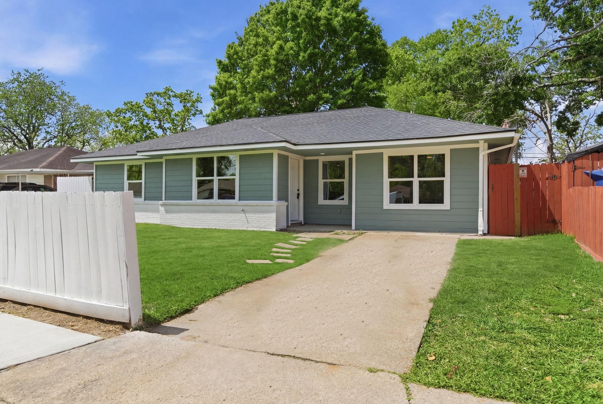 2208 Merle Street