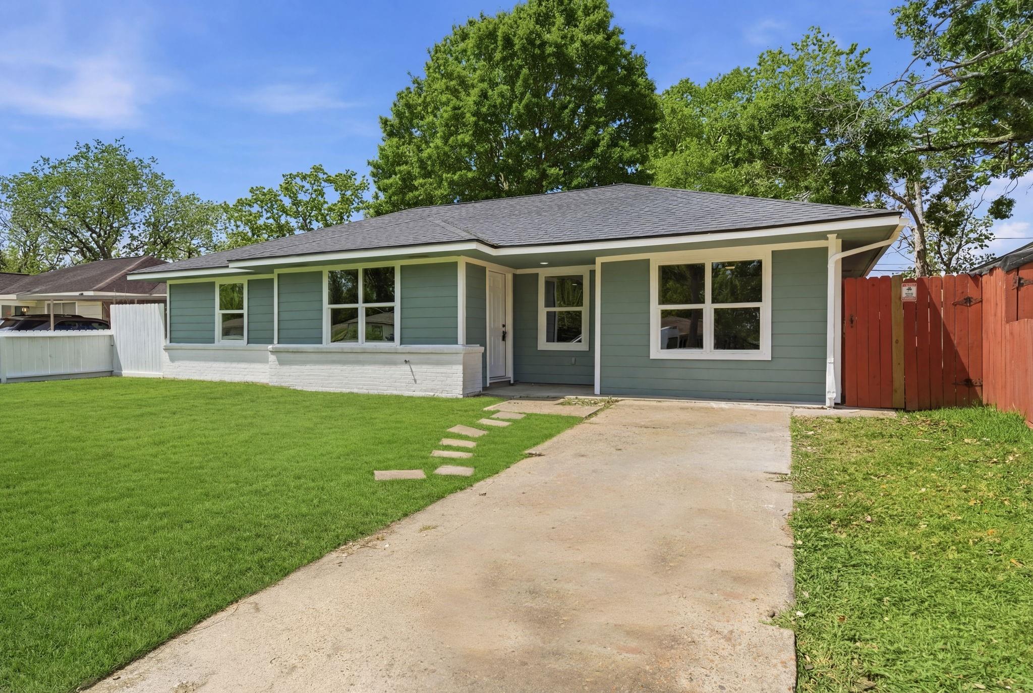 2208 Merle Street