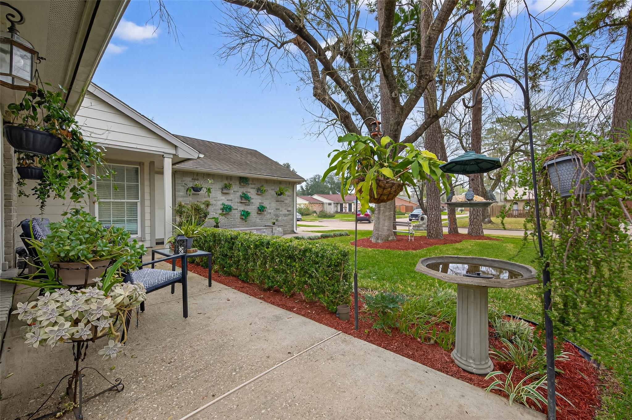 2902 Kingfisher Drive