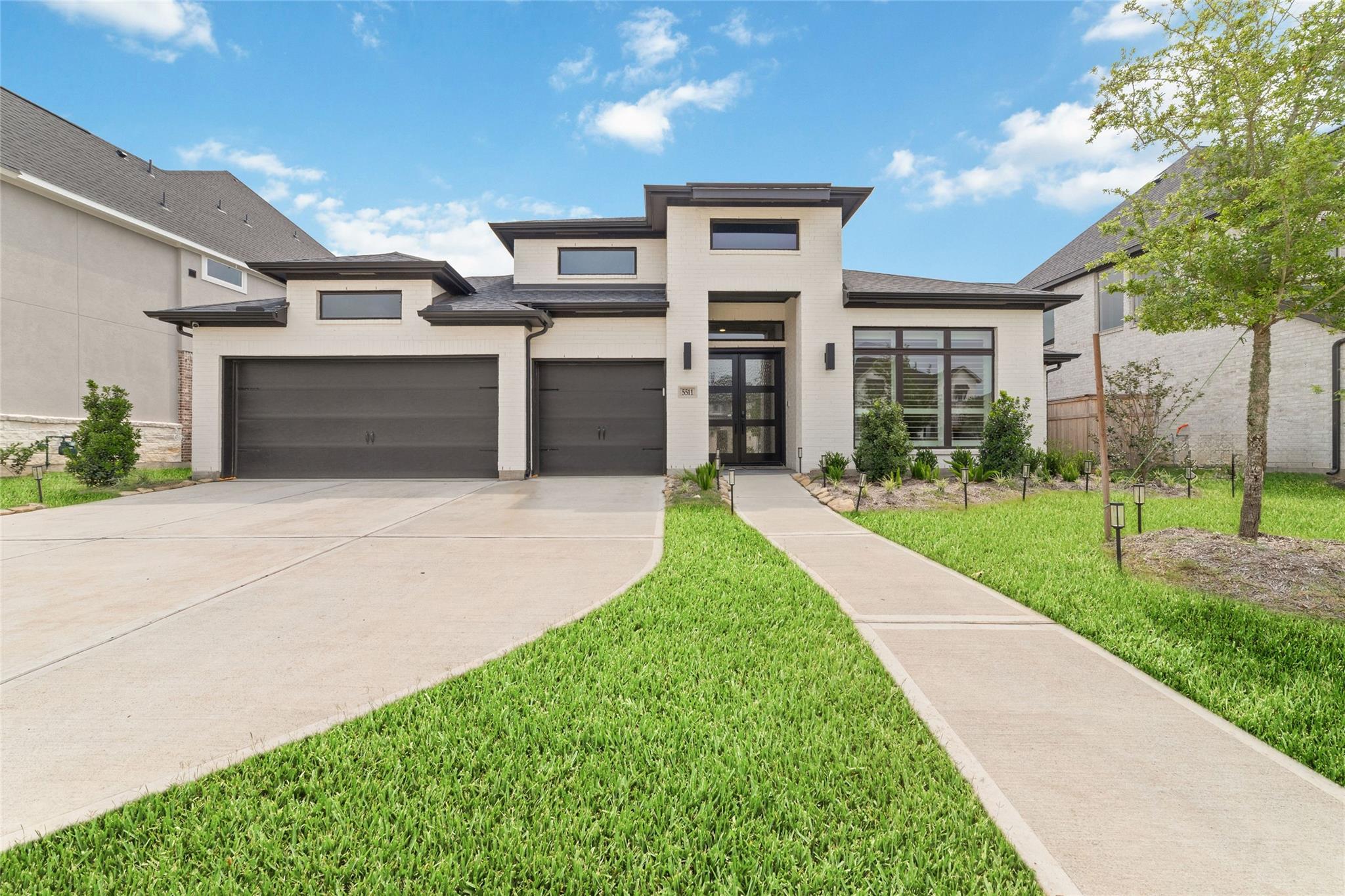 5511 Holly Hollow Lane
