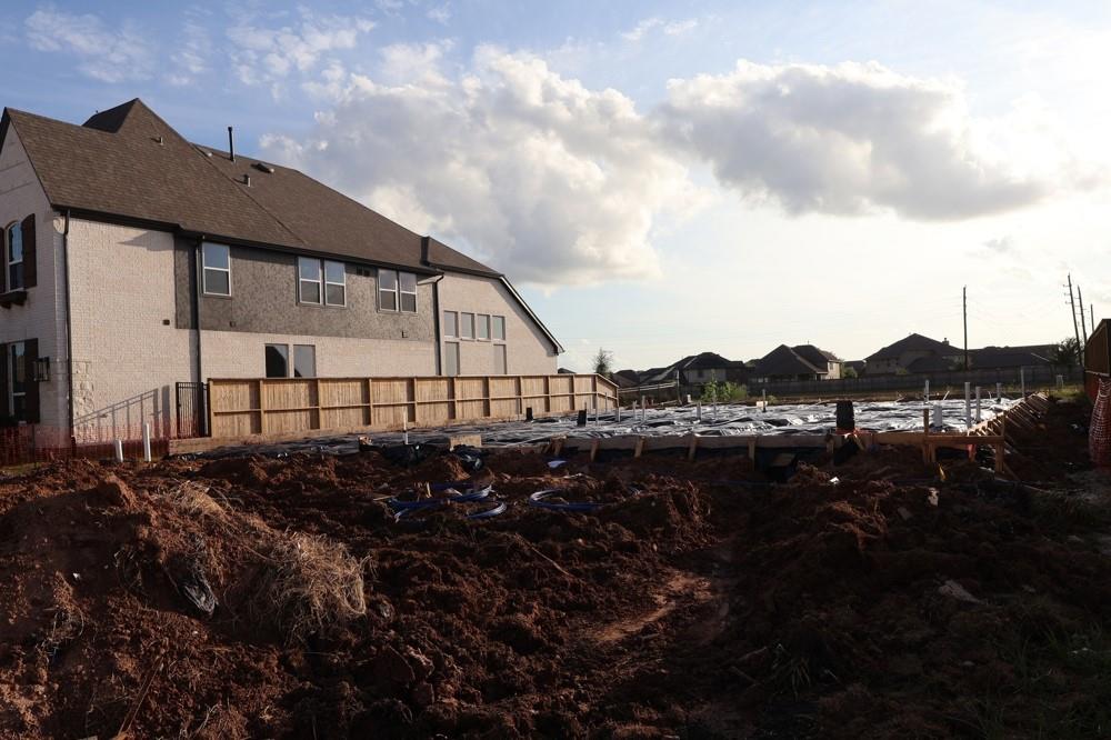 2823 Tulip Terrace Trail