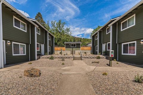 Photo of 459 4th Ave Ave, Other, OR 97525 (MLS # 65523617)