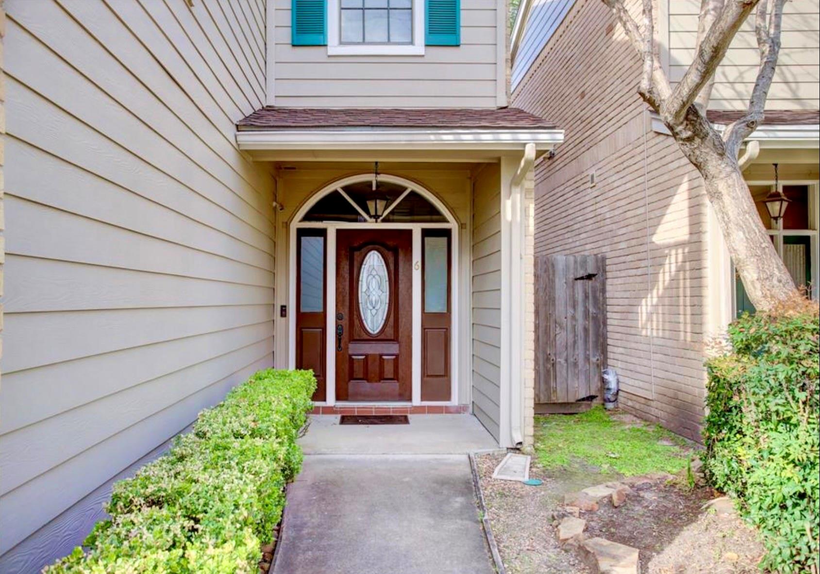 2220 Bering Drive 6