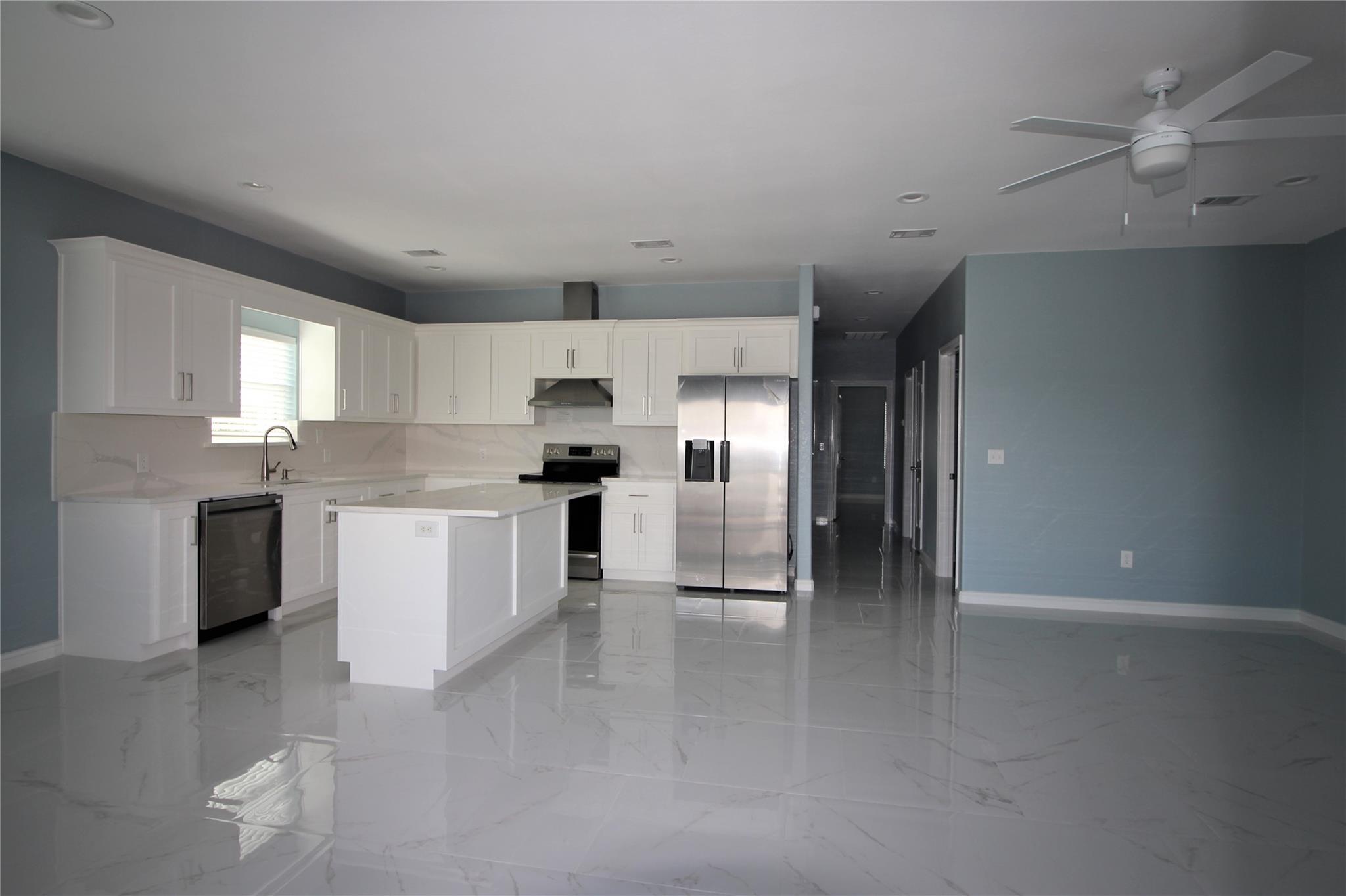 956 County Road 281