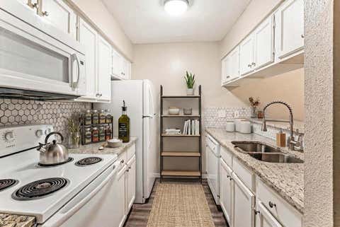 Photo of 7313 Gulf Freeway #403, Houston, TX 77017 (MLS # 11106351)