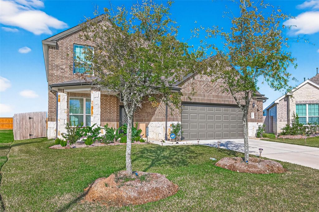 Photo of 3025 Waxwing Drive, Brookshire, TX 77423 (MLS # 22461111)