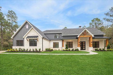 Photo of 688 Lonestar Road, Huntsville, TX 77340 (MLS # 3185806)