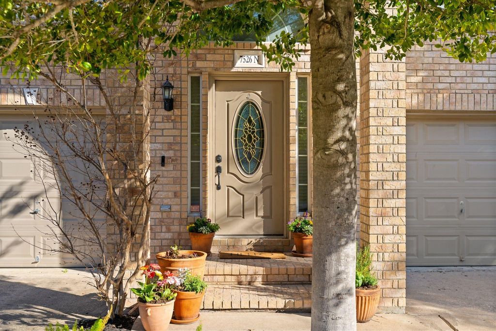 Photo of 7526 N Linpar Court, Houston, TX 77040 (MLS # 64212620)