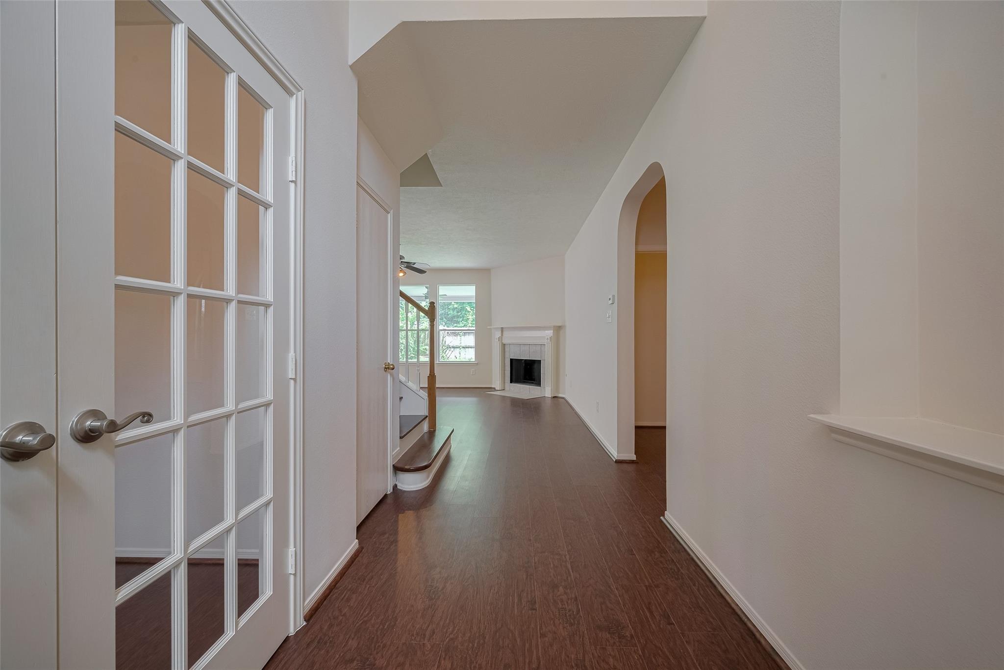 619 Bending Bough Dr