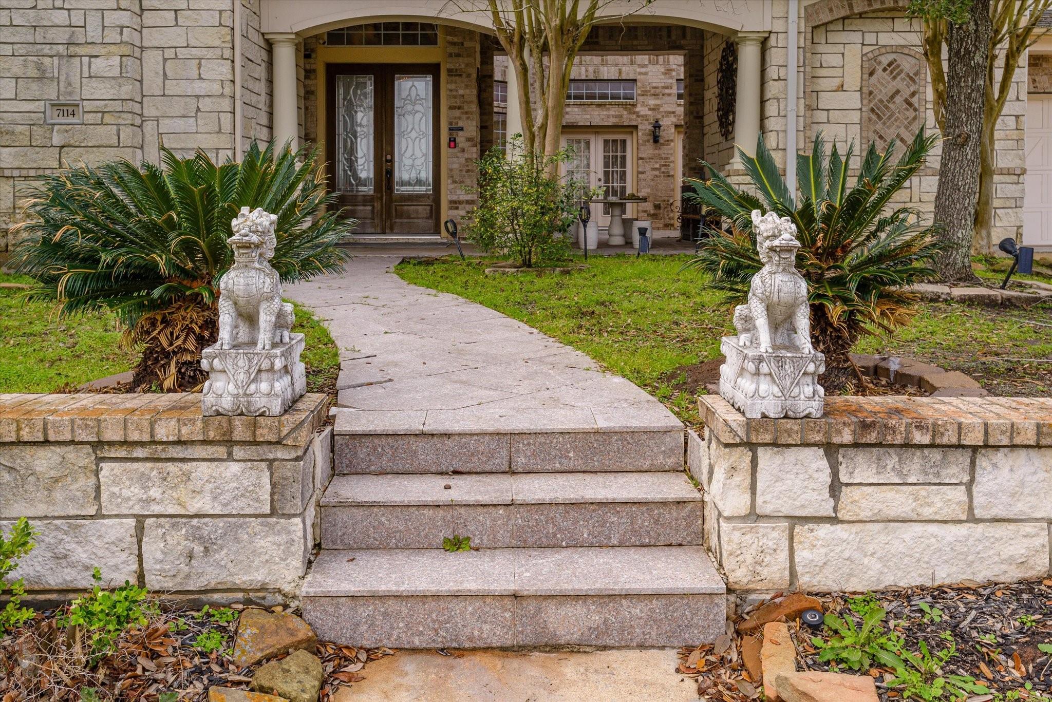 7114 Habersham Avenue