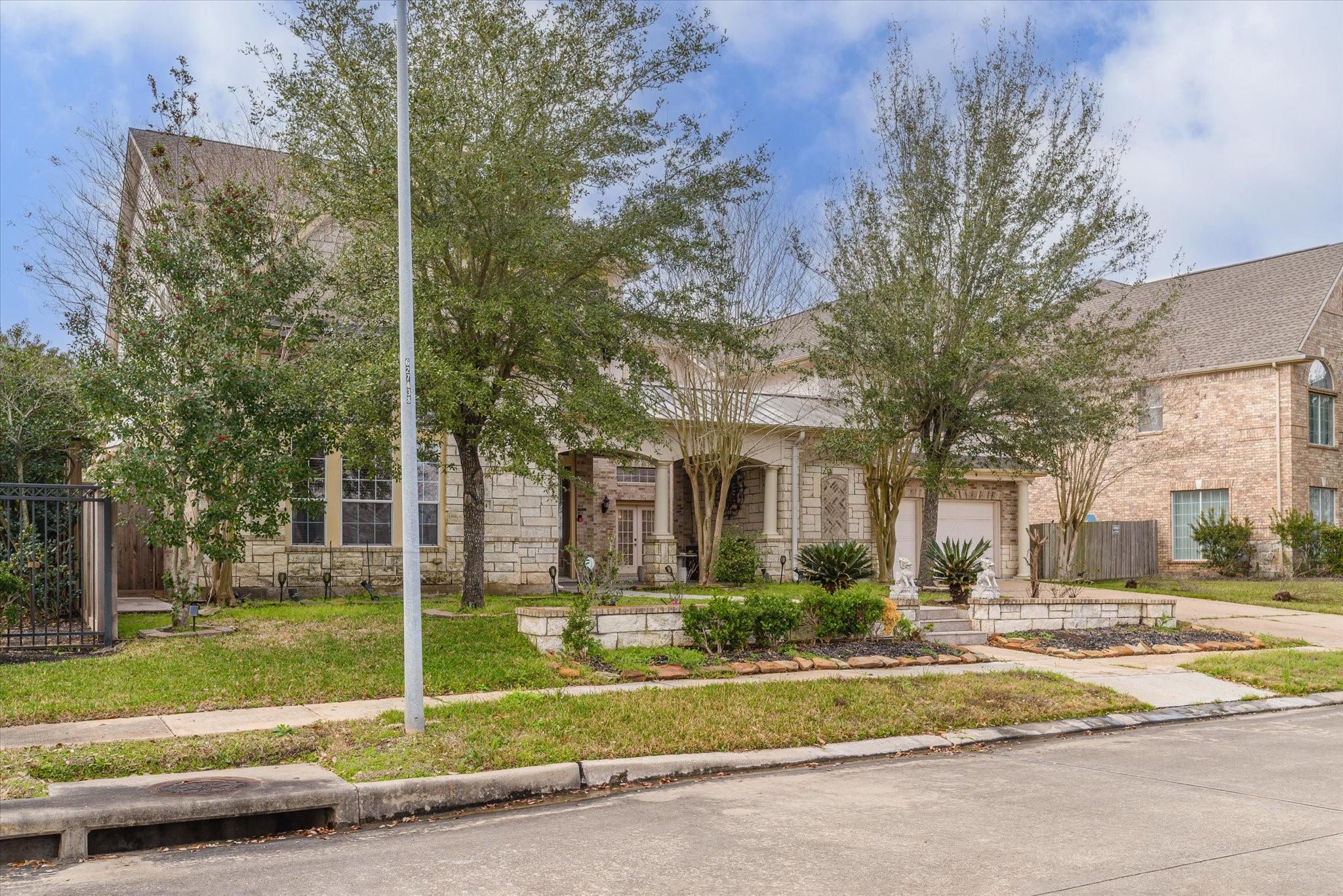 7114 Habersham Avenue