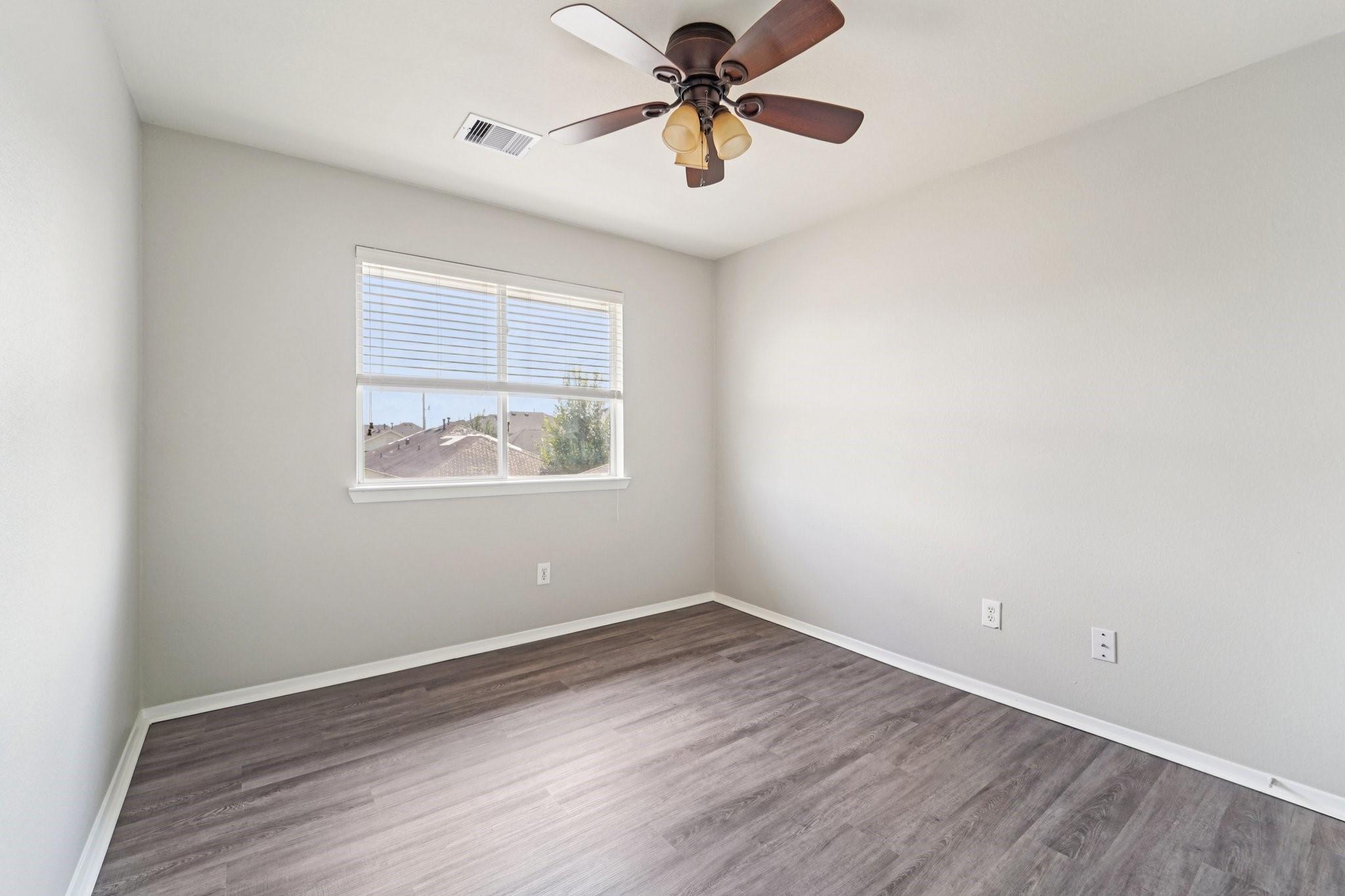 Houston, Texas 77047, United States, 3 Bedrooms Bedrooms, ,3 BathroomsBathrooms,Residential,Pending,205171