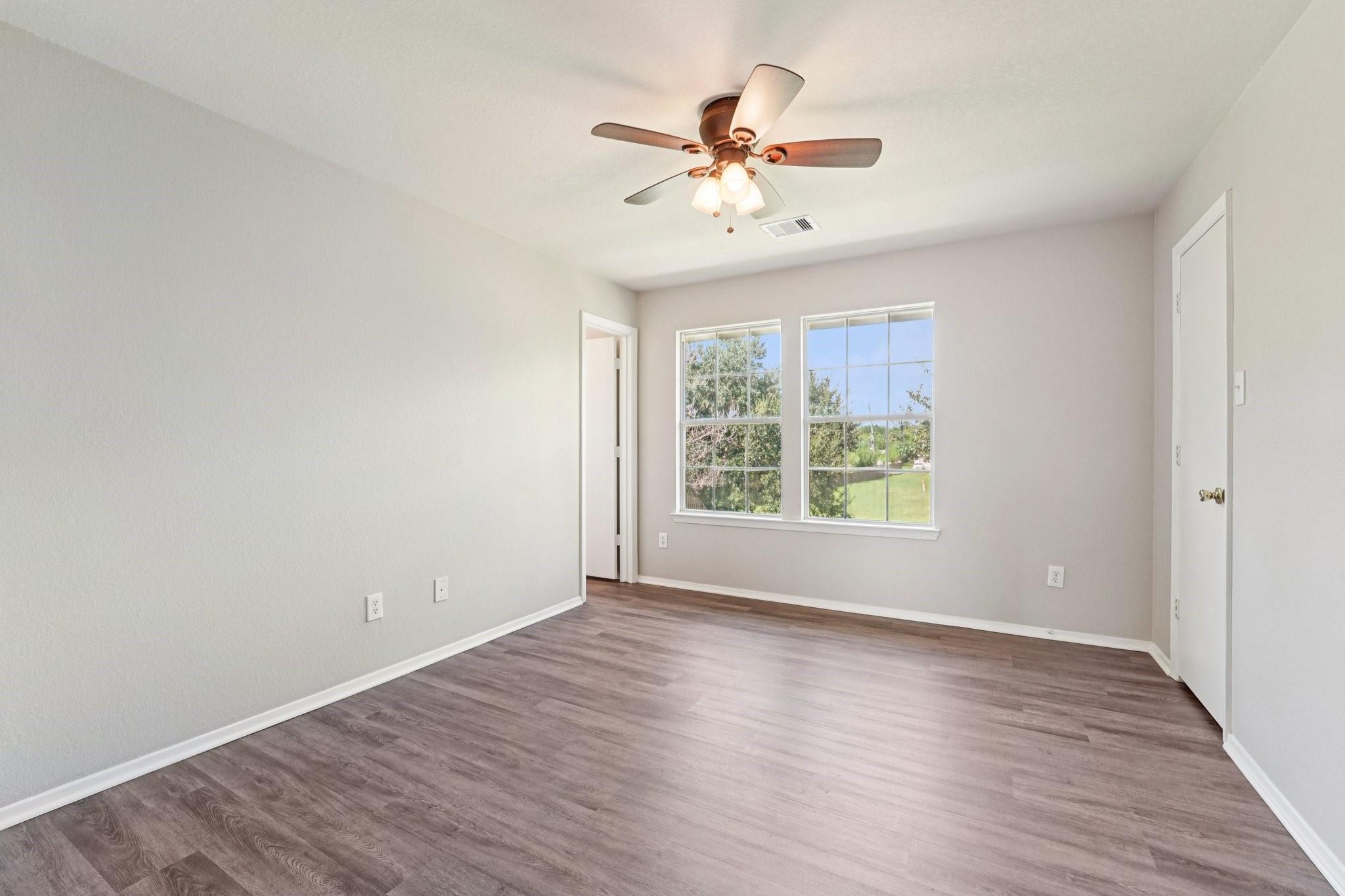 Houston, Texas 77047, United States, 3 Bedrooms Bedrooms, ,3 BathroomsBathrooms,Residential,Pending,205171