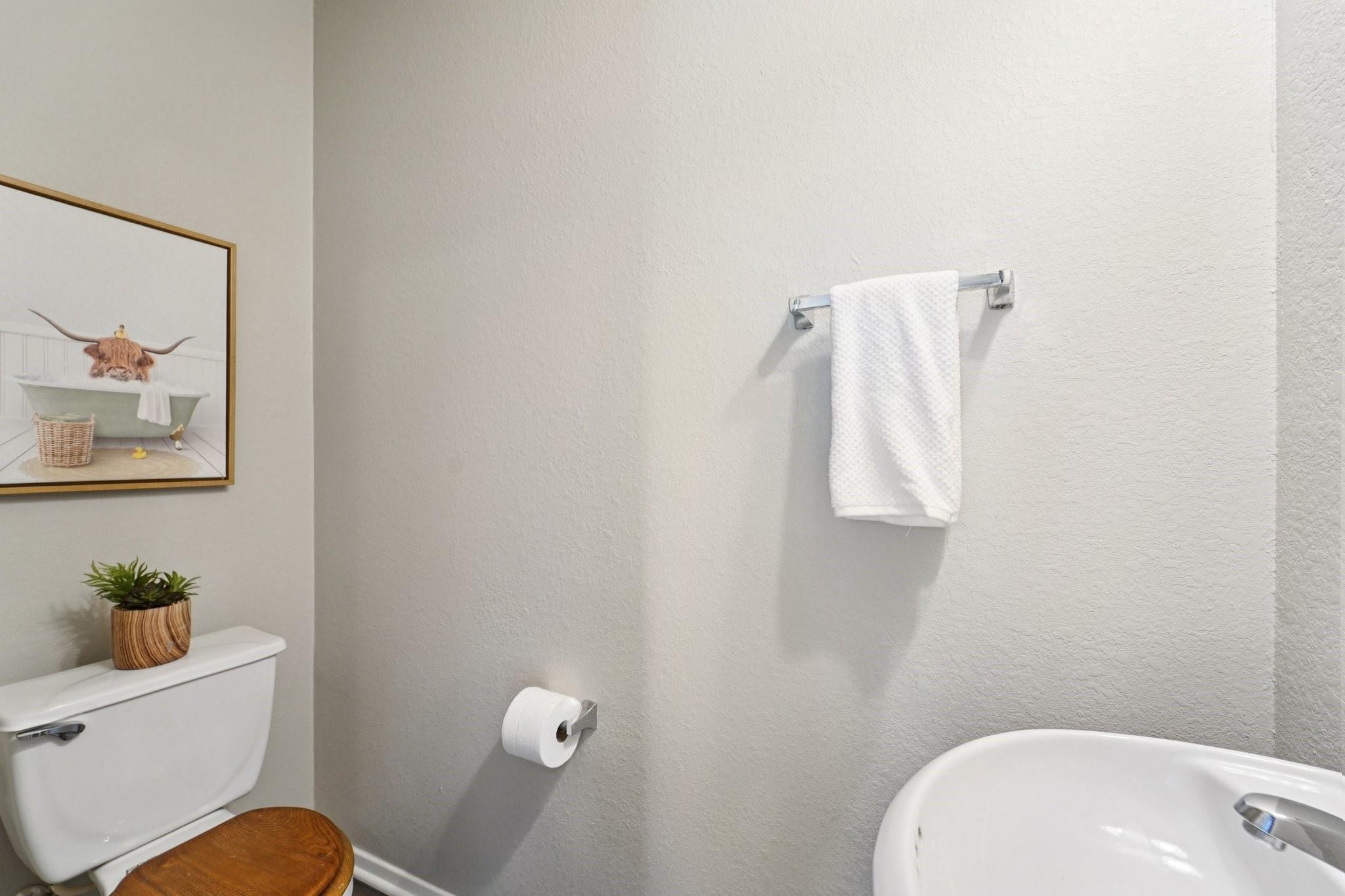 Houston, Texas 77047, United States, 3 Bedrooms Bedrooms, ,3 BathroomsBathrooms,Residential,Pending,205171