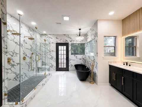 Photo of 14211 Napier Court, Houston, TX 77069 (MLS # 7559058)