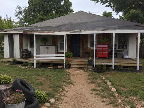 Photo of 1910 Saint Louis Street, Gatesville, TX 76528 (MLS # 98685069)