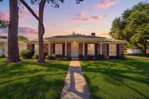 Photo of 9231 Tooley Drive, Houston, TX 77031 (MLS # 87257586)