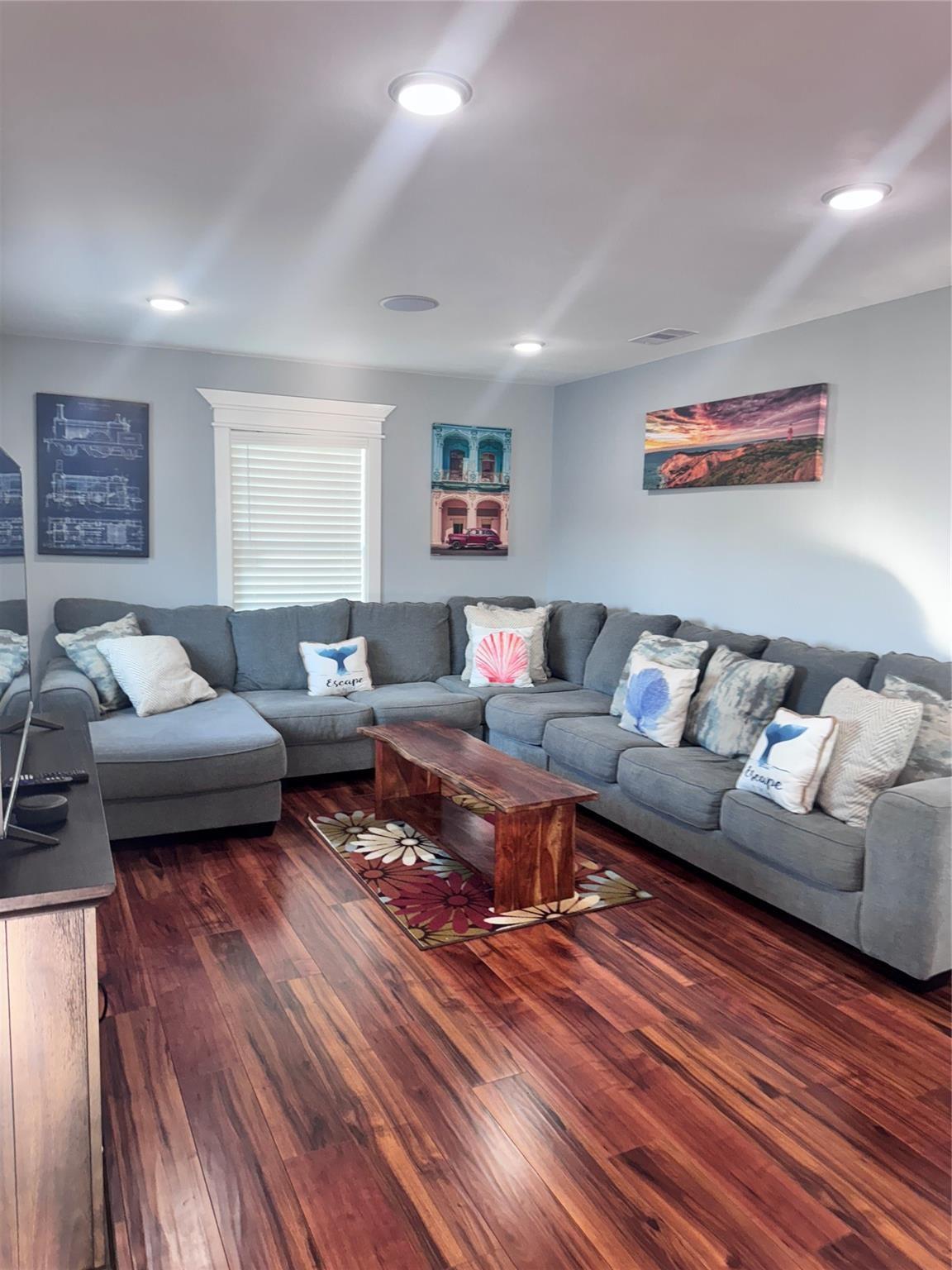 2811 Avenue Q 1/2
