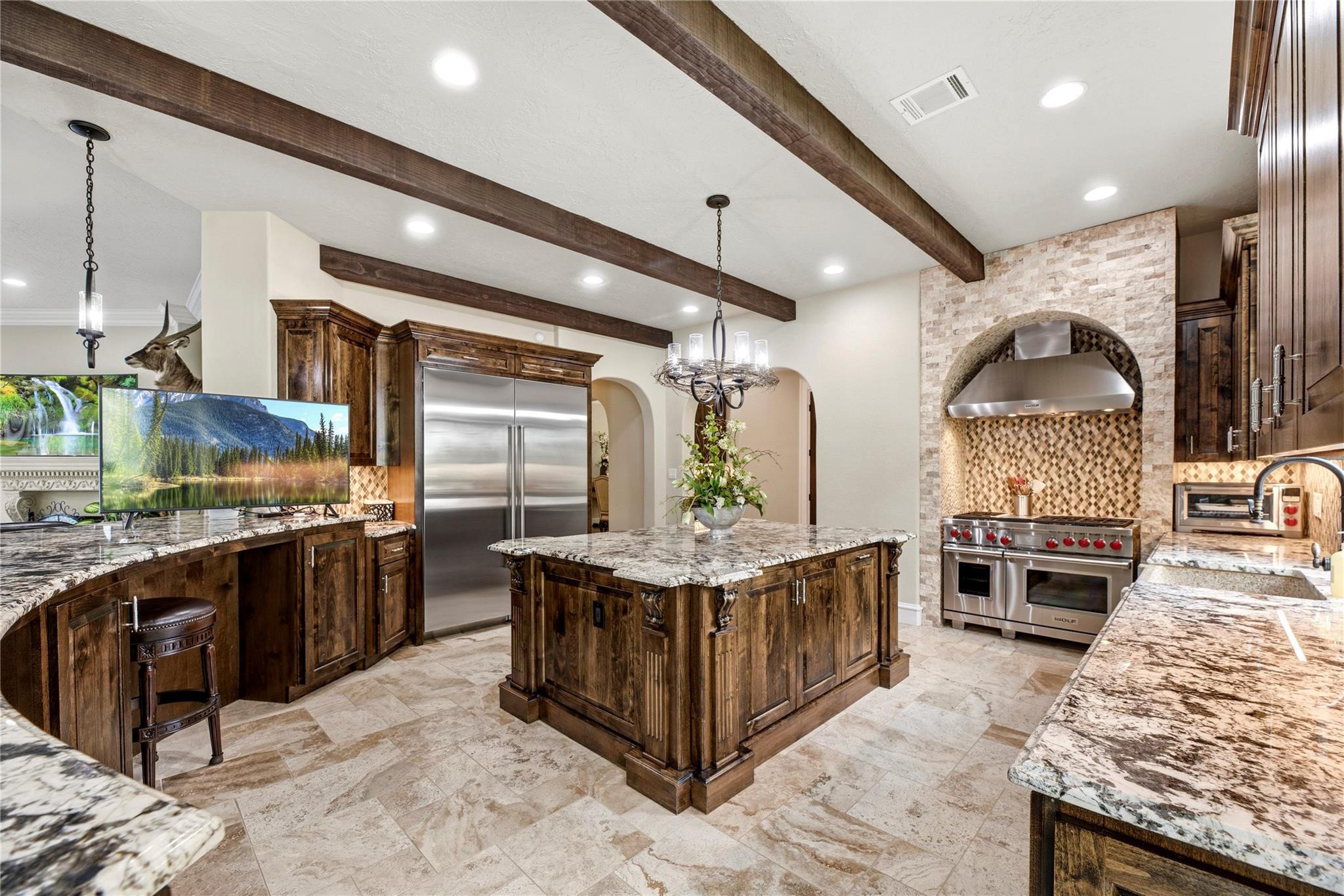 1810 Watercastle Court