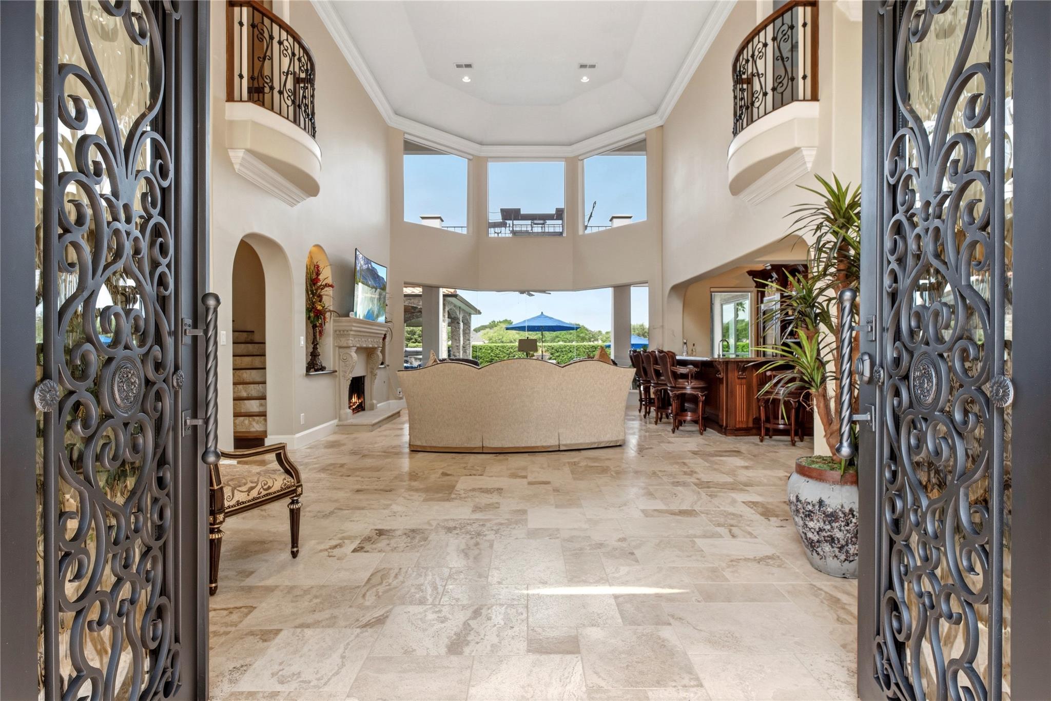 1810 Watercastle Court