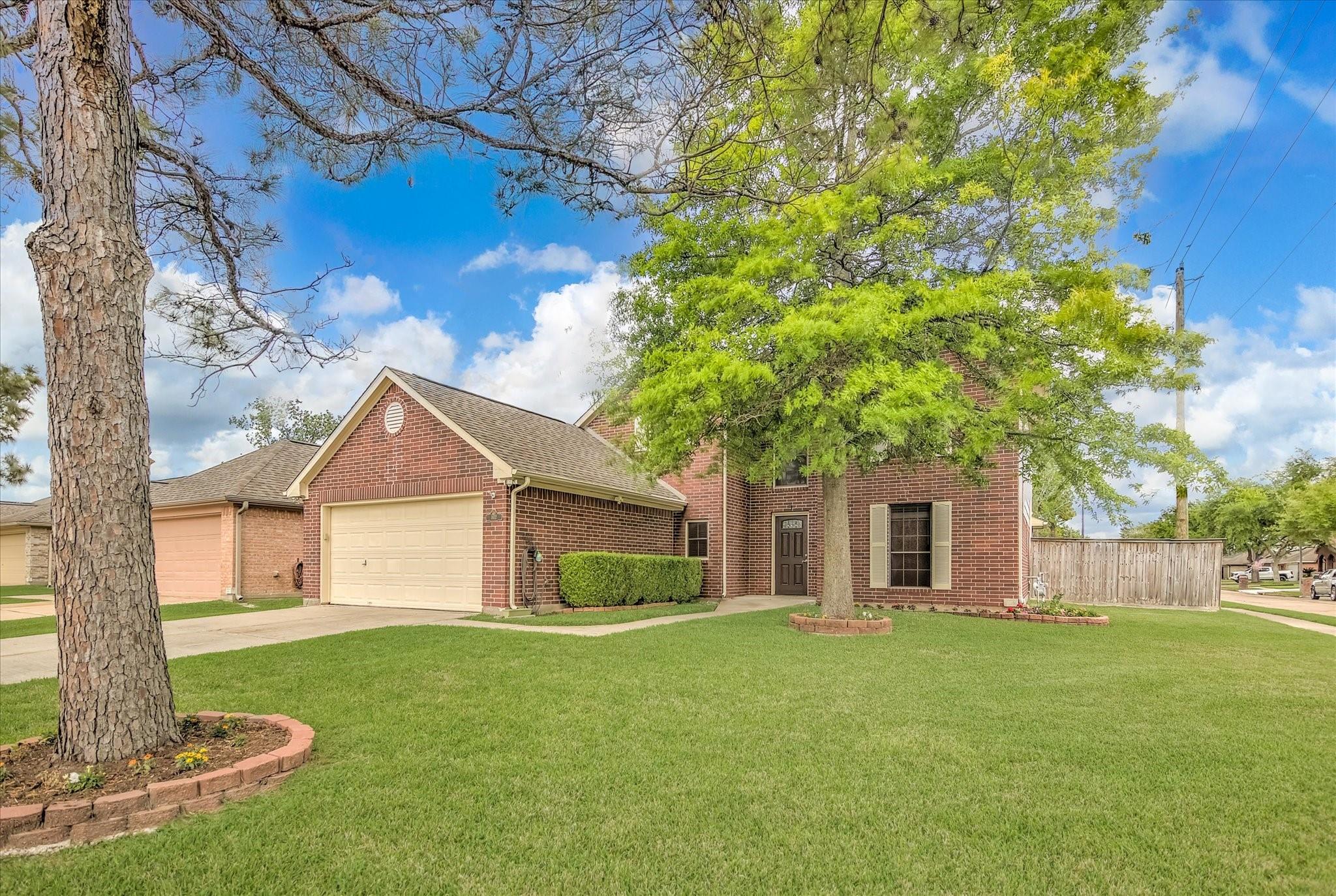 1102 Glenmeadows Drive